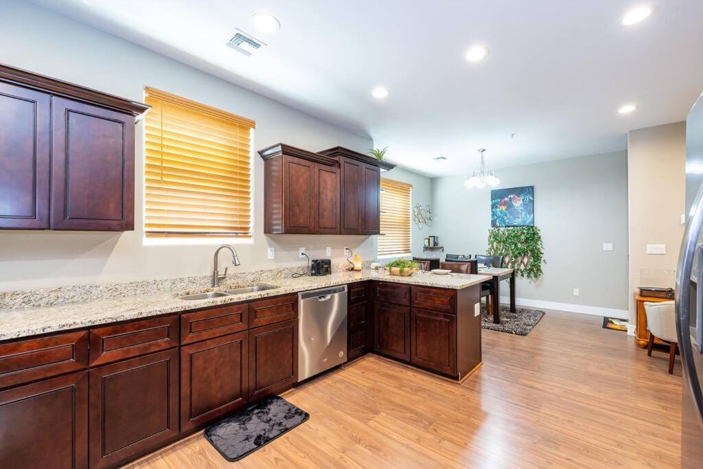 Luxury Home Downtown Nau Route 66 Snowbowl Флагстаф Екстериор снимка