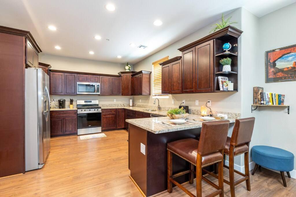 Luxury Home Downtown Nau Route 66 Snowbowl Флагстаф Екстериор снимка